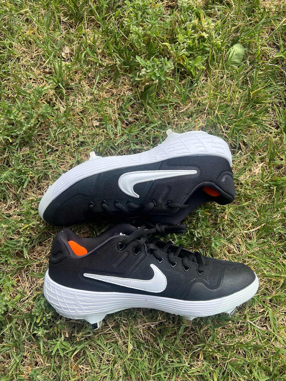 Men’s Nike Alpha Huarache Elite 2 Low Metal Baseball Cleats Size 8